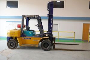 Komatsu FG70-7 Gas Forklift