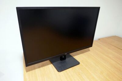 AOC 31.5" Monitor