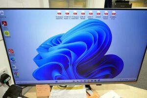 ViewSonic 32" Monitor