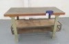 Woodworking Bench With Vice