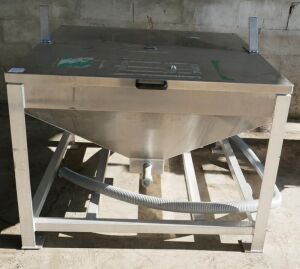 Aluminium Materials Hopper 1200mm x1200mm x 900mm