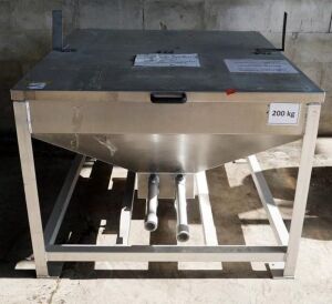 Aluminium Materials Hopper 1200mm x1200mm x 900mm