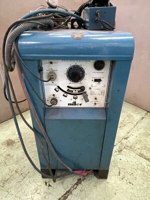 Miller 320 A/BP.LA Tig welder