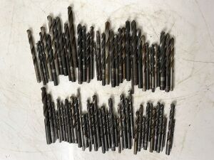 Assorted straight shank drill bits