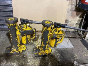 2 no 5 ton hydraulic toe jacks