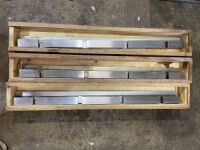 3 Lengths Unused 4007/55 Die Holders