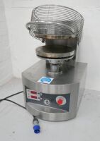Cuppone Pizza Form Heated Pizza Press