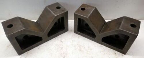 Pair Of Vee Blocks 320mm x 80mm 80mm