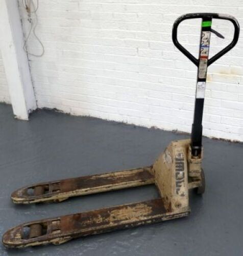 Pallett Truck 2000Kg Max Capacity