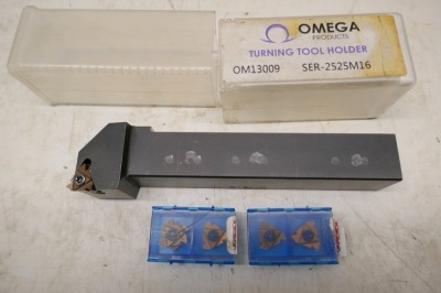 Omega Turning Tool With Thread Cutting Inserts