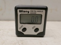 Winey Digital Angle Gauge