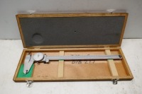 Mitutoyo 300mm Vernier Calliper