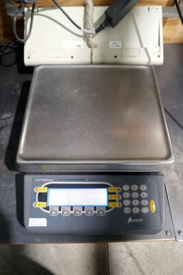 Avery Weigh-Tronix 8250 Batching Scales