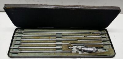 Moore & Wright 2-12" Bore Micrometer