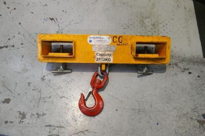 Castle Lifting Forklift Attachment