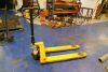 Pallet Truck Max Capacity 1000Kg