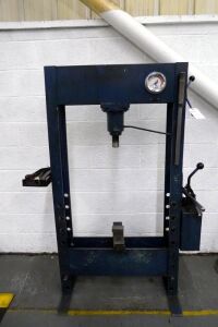 Hydraulic Garage Press