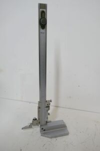 Mitutoyo 12" Vernier Height Gauge