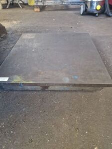 Cast Iron Surface Plate 24x24"