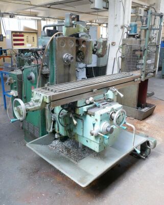 Kearney & Trecker Milwaukee 307 S-12 Universal Mill