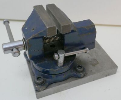 Adjustable Work Vice 2"