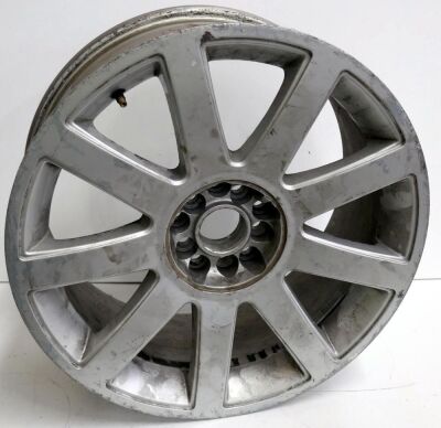 VAG 8x18" ET35 Alloy Wheels 8 Off