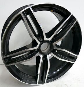 8.5 x 19" ET35 Alloy Wheels 12 Off