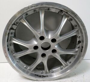 AEZ 8.5 x 18" ET35 Alloy Wheels 11 Off