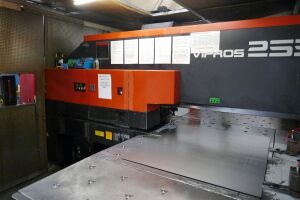 Amada Punch model Vipros 255 year 1998