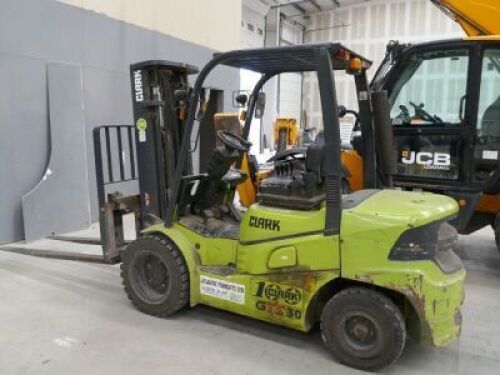 Clarke GTS30 Diesel Fork Lift Truck