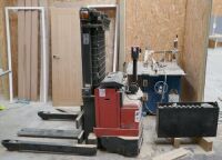 BT LST 1350/12 Pedestrian Forklift