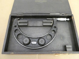 Moore & Wright 6"-7" Micrometer