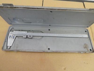 Mitutoyo 0-12" Vernier Calipers