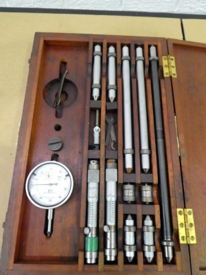 Moore & Wright Internal Bore Micrometer 1"- 12"
