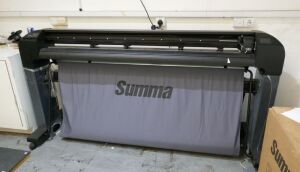 Summa S2 160T Vinyl Cutter