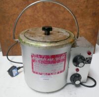 Kennedy Wax Pot