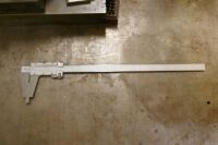 Mitutoyo 45cm Vernier Calliper