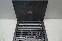 Moore & Wright 2-12" Bore Micrometer