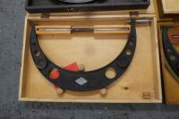 Moore & Wright 14-18" Micrometer Set