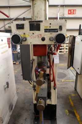 British Federal 75kVA Pedestal Welder