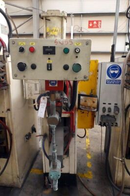 British Federal 75kVA Pedestal Welder