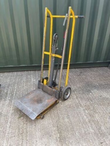 Sherpa tool trolley