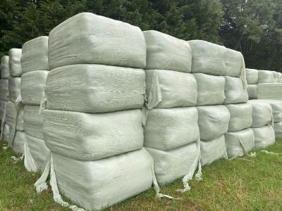 20 x Soft Meadow Haylage - Square