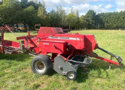 MF 1839 Inline Baler