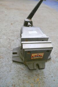 Excel 6" Swivel Vice