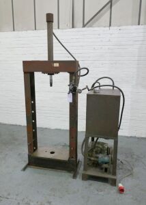 Hydraulic Garage Style Press