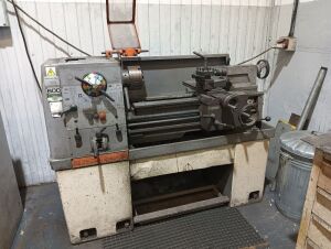 Colchester Student lathe 1800