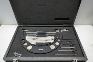 Moore & Wright 150-300mm Micrometer