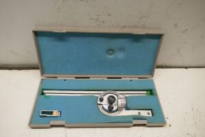 Mitutoyo Engineers Protractor