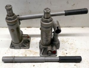 Yale JH-2B Universal Jacks 2 Off